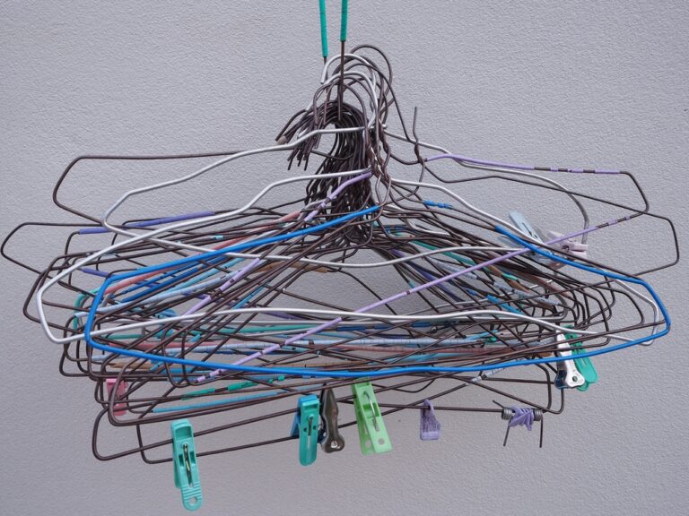 30 Ways to Reuse and repurpose Old Hangers