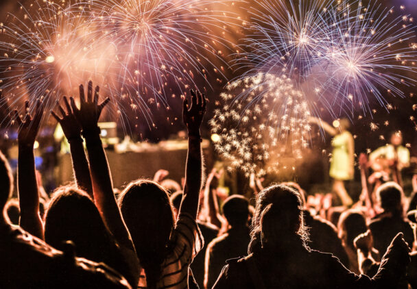 50 Best New Year’s Eve Party Ideas – IdeasToKnow