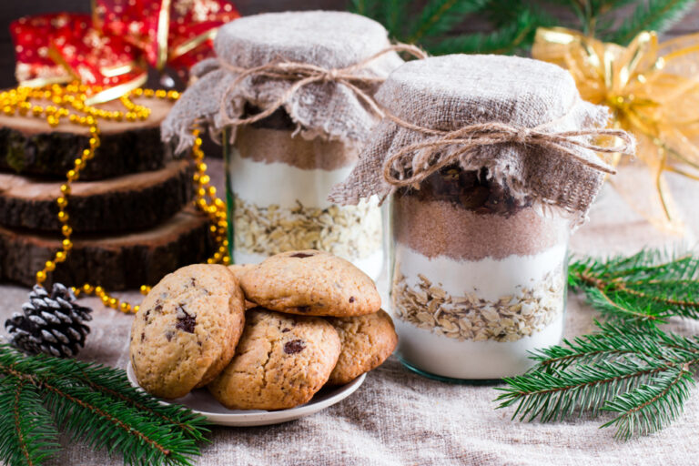 51 Best Christmas Gifts In A Jar