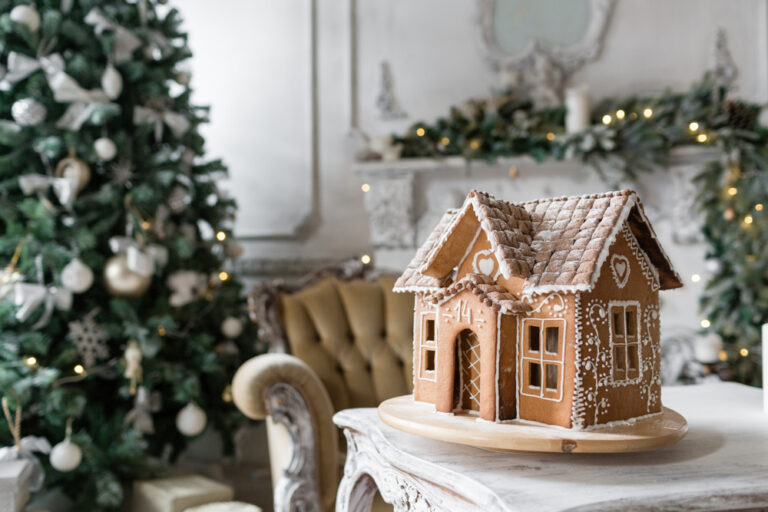 51 Best Gingerbread House Ideas