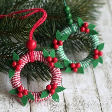 41 Best DIY Ribbon Ornaments for Christmas | IdeasToKnow