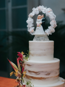 21 Stunning Vintage Wedding Cakes for a Timeless Celebration – IdeasToKnow