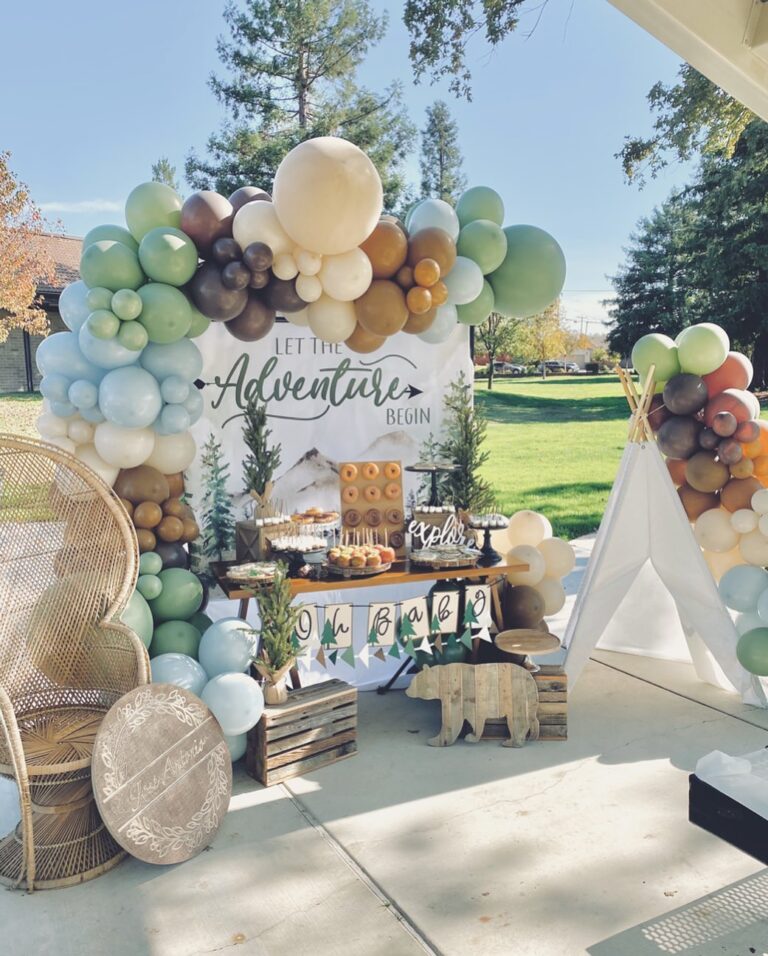 17 Gender-Neutral Baby Shower Themes That Make Planning Way Easier